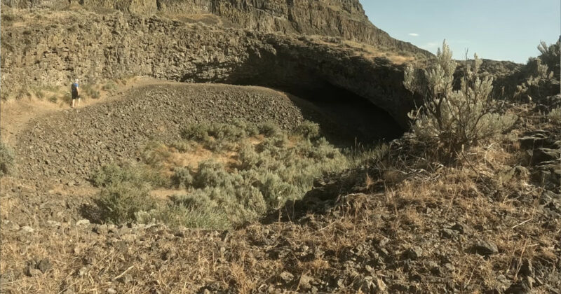 Large cave in a pothole at the Lake Lenore Caves